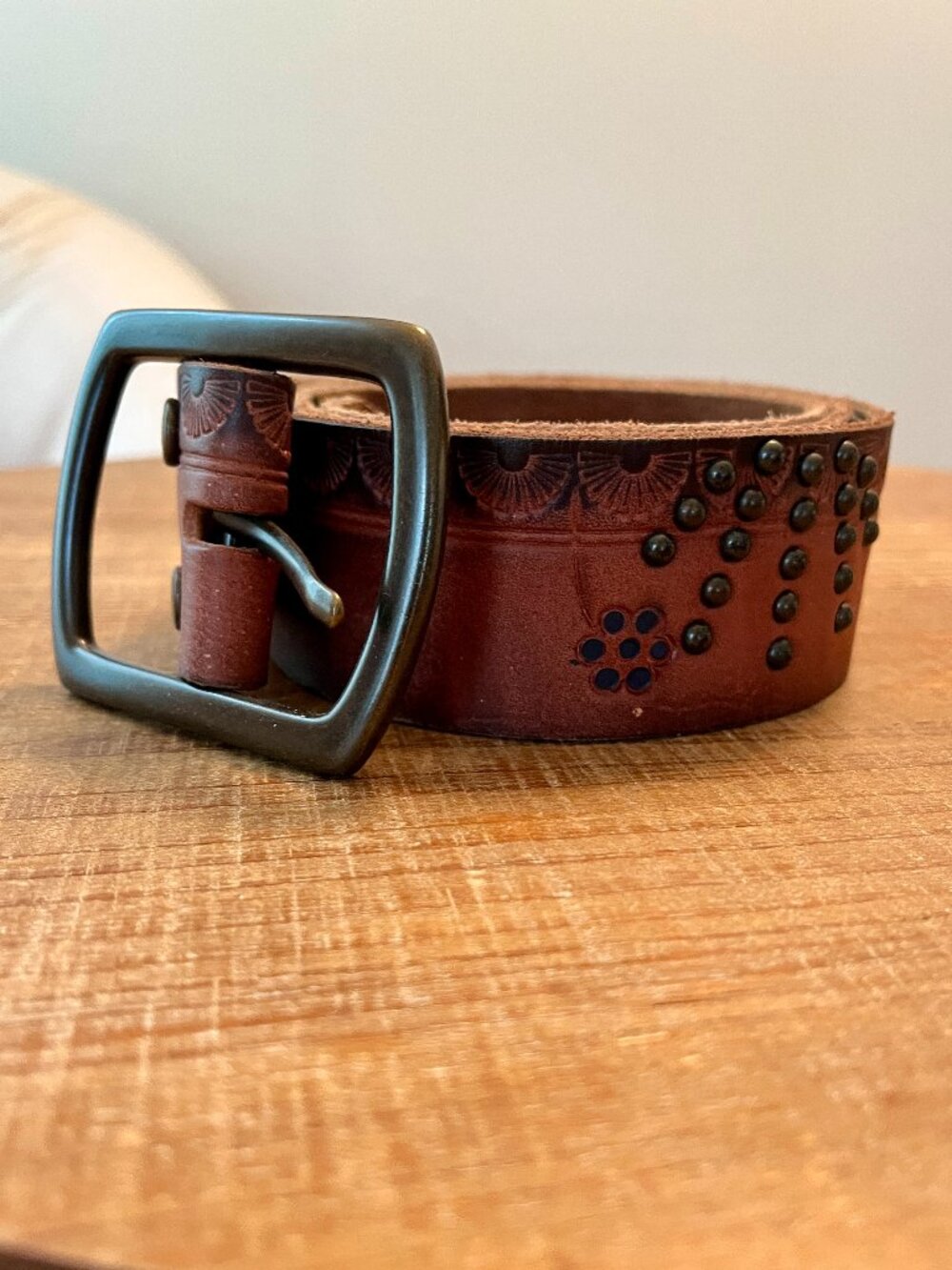 Vintage Y2K Lucky Brand Studded Turquoise Floral Leather Belt - Large